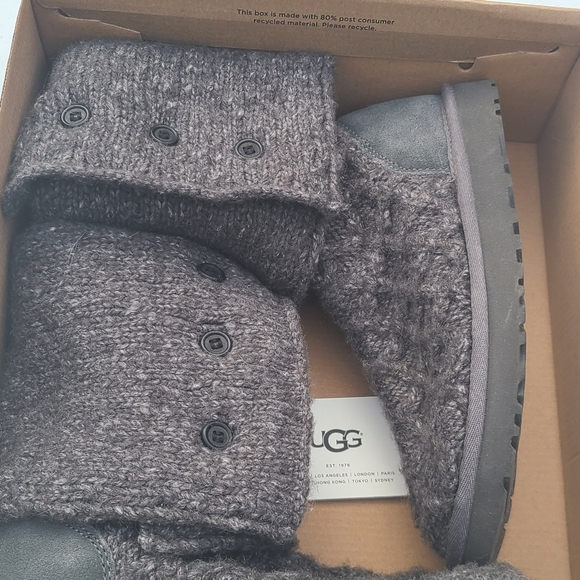 UGG boots - Picture 2 of 5
